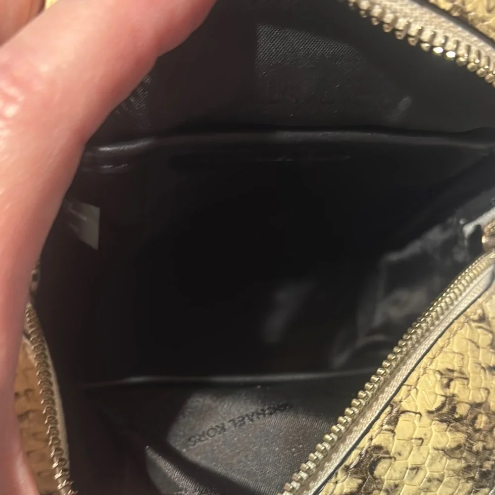 Michael Kors Cream and Brown mini Backpack with Exotic Print - Picture 4 of 6